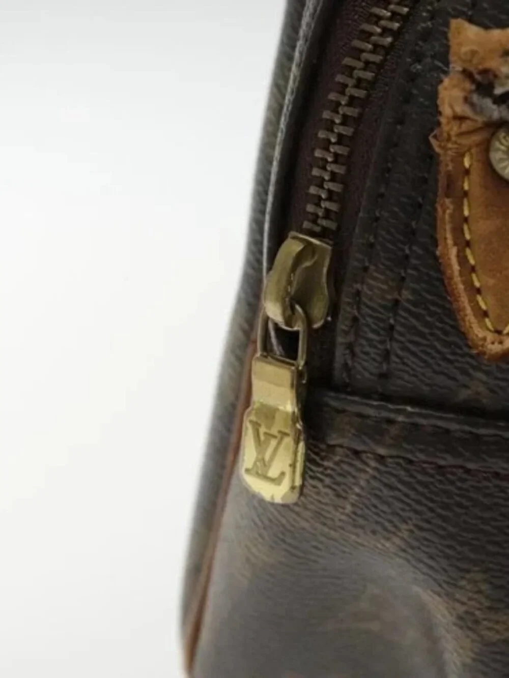 Louis Vuitton brand	louis vuitton